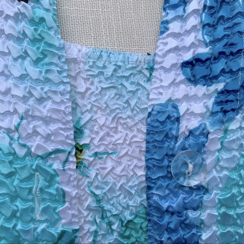 Two piece popcorn top and jacket blue green floral design Guessing L-XL - Picture 9 of 16